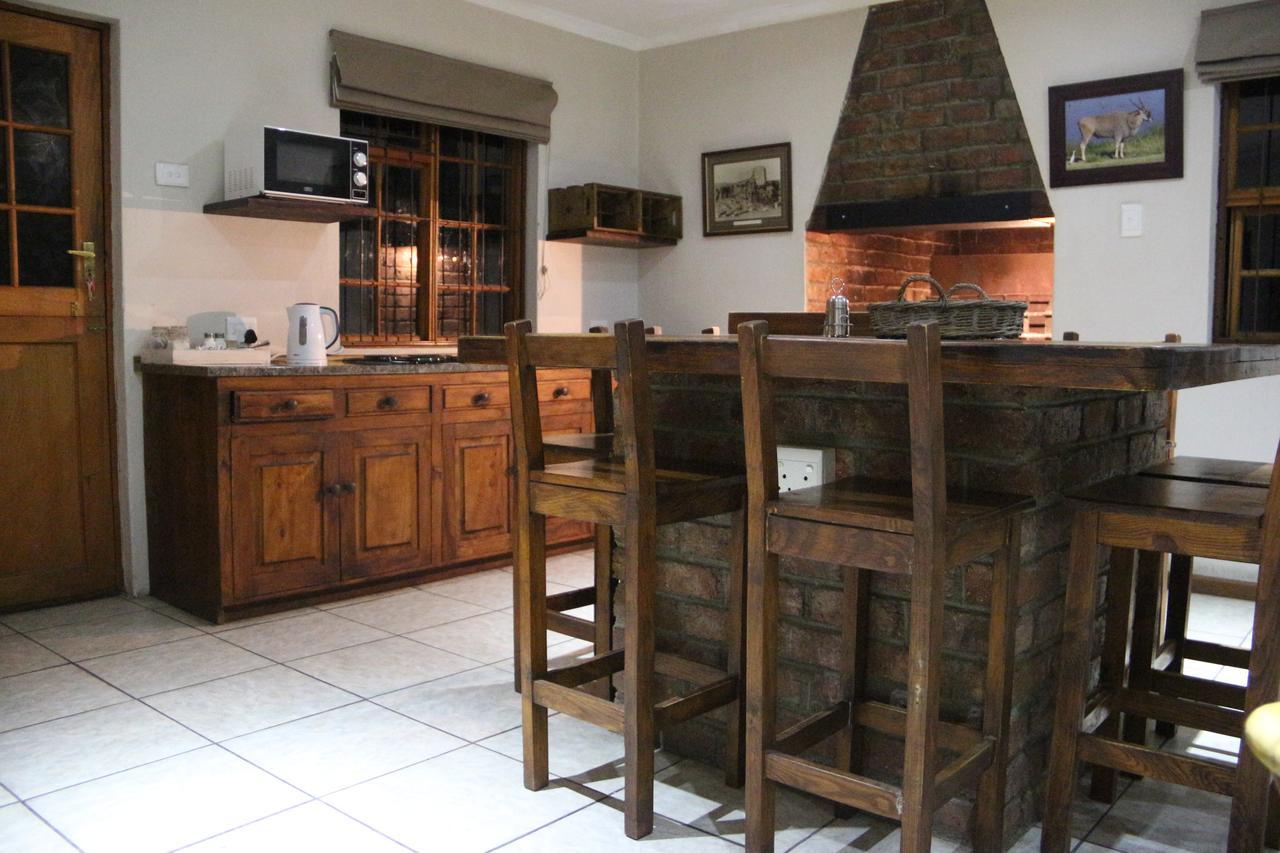Aan Die Oewer Guesthouse Graaff-Reinet 외부 사진
